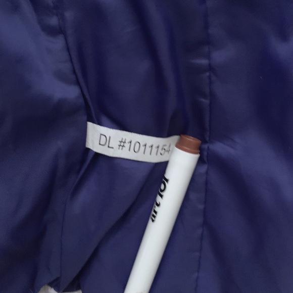 The North Face White Women's Extra Small Goose Down 550 Quilted Puffer Vest - Picture 10 of 14